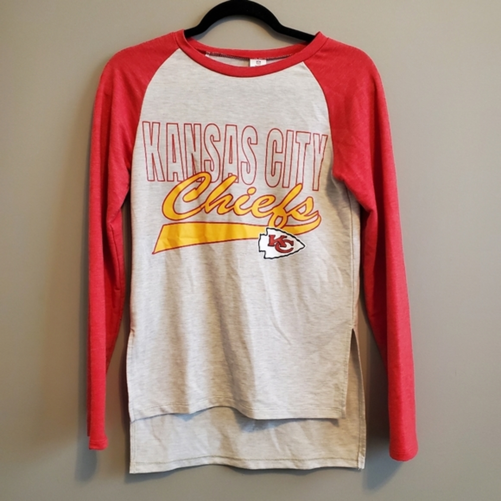 NFL Kansas City Chiefs Women's Long Sleeve Raglan Tee - Red, Gray, Yellow